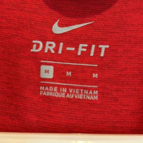 Boston University Men’s Nike Long-Sleeve Dri-Fit Shirt - Picture 3 of 5